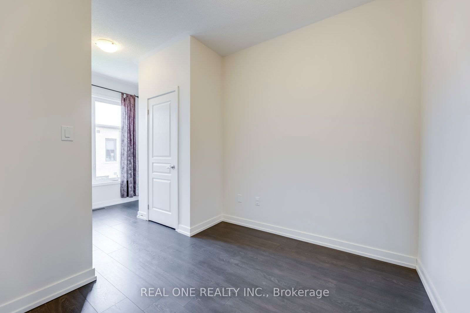 170 Squire Cres