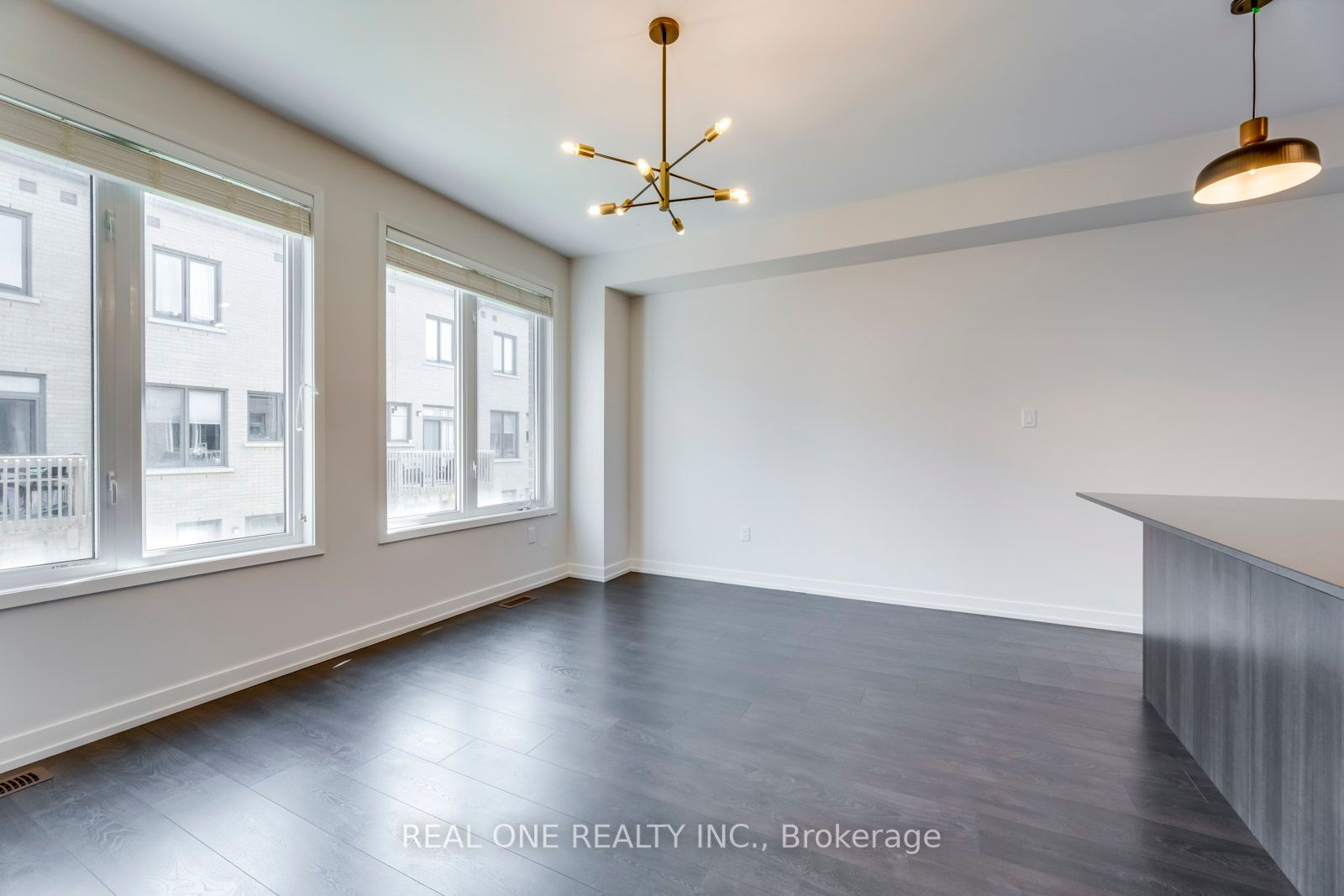 170 Squire Cres