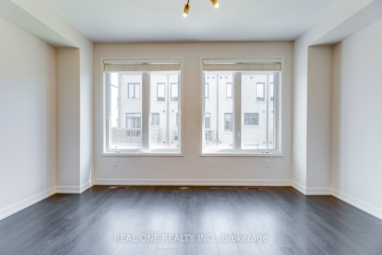 170 Squire Cres