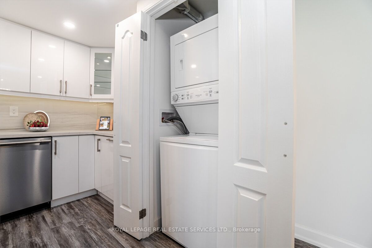 2045 Lake Shore Blvd W, #708