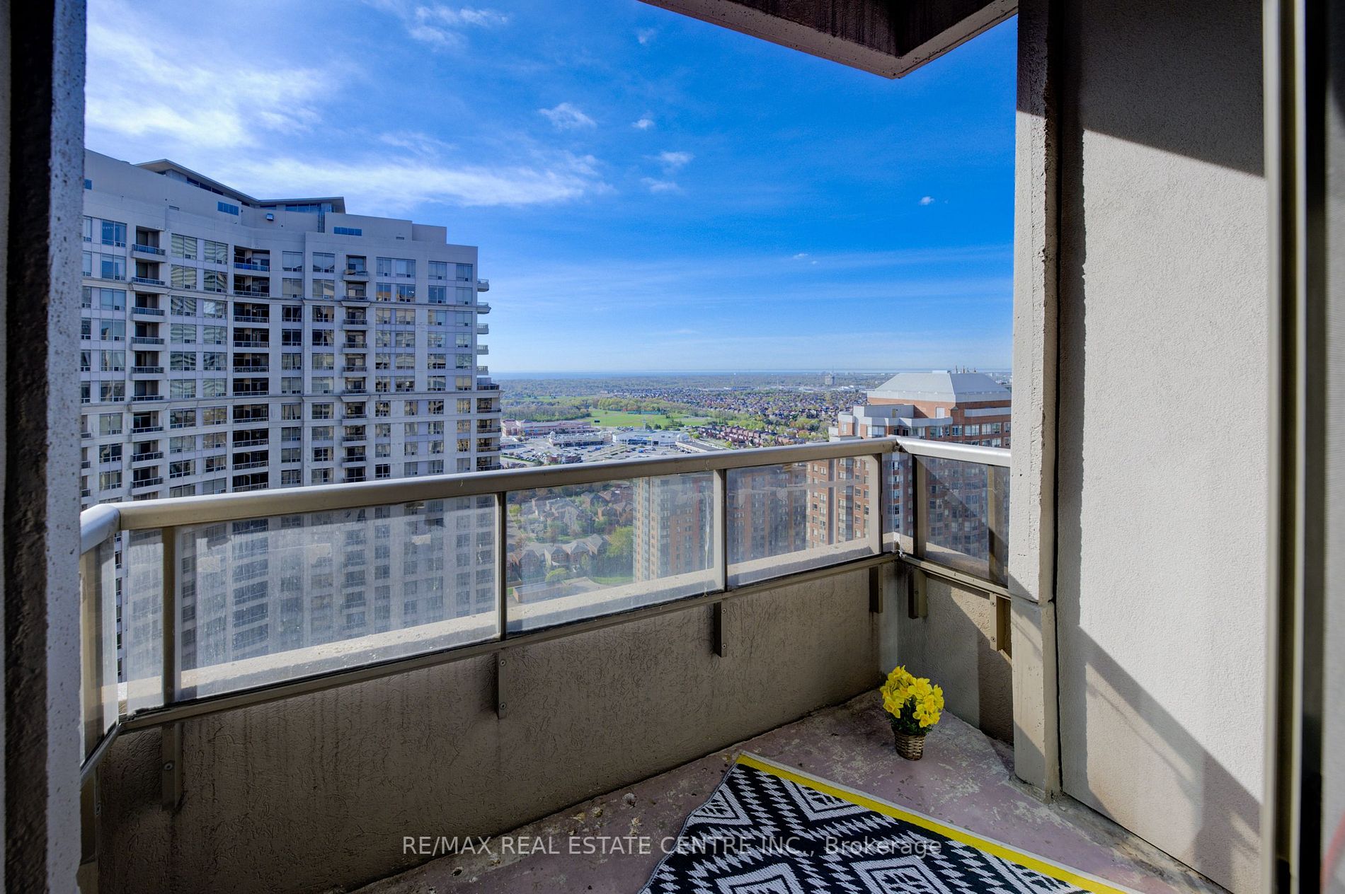 Listing W5961860 - Large Photo # 3