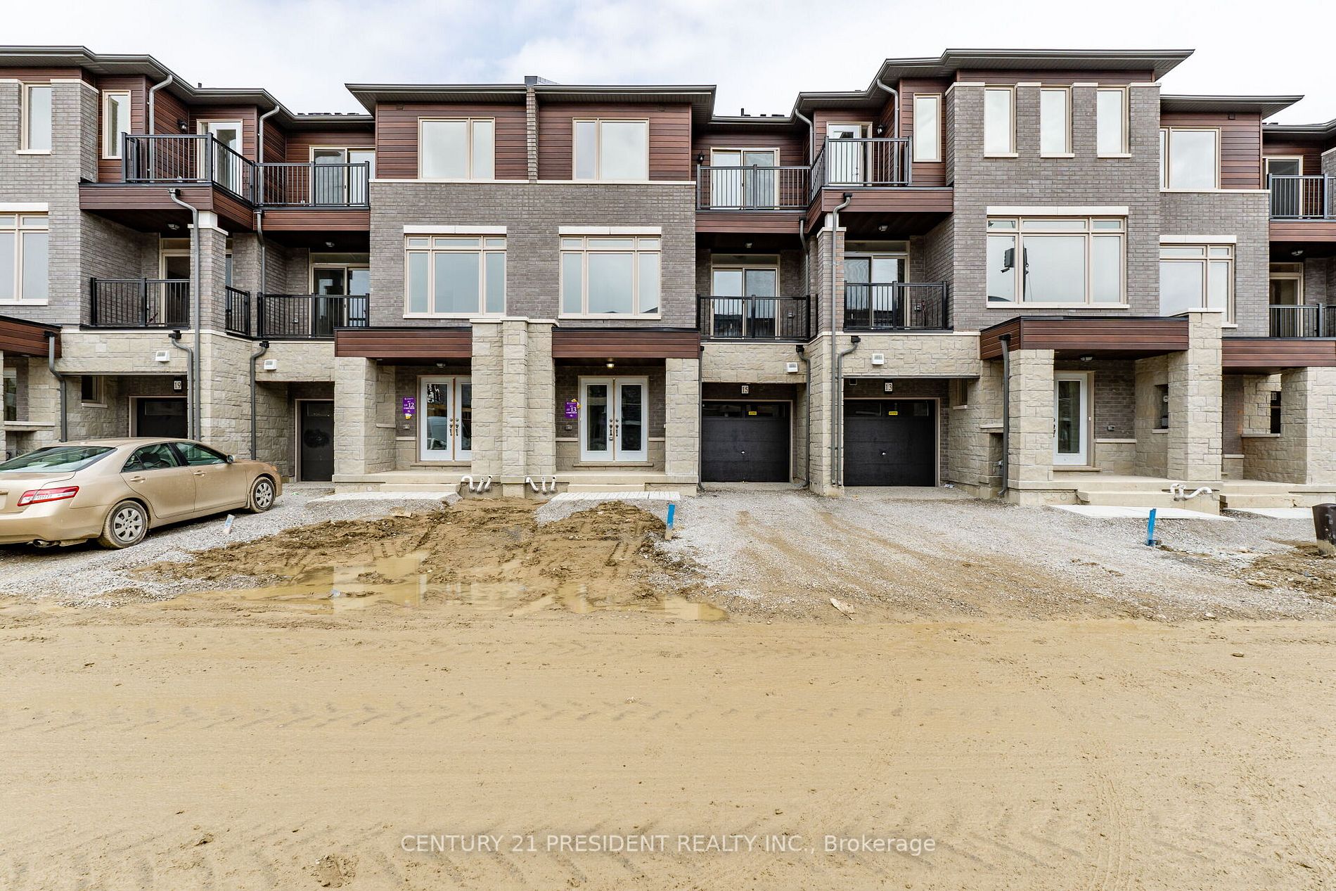 15 Purple Sage Dr