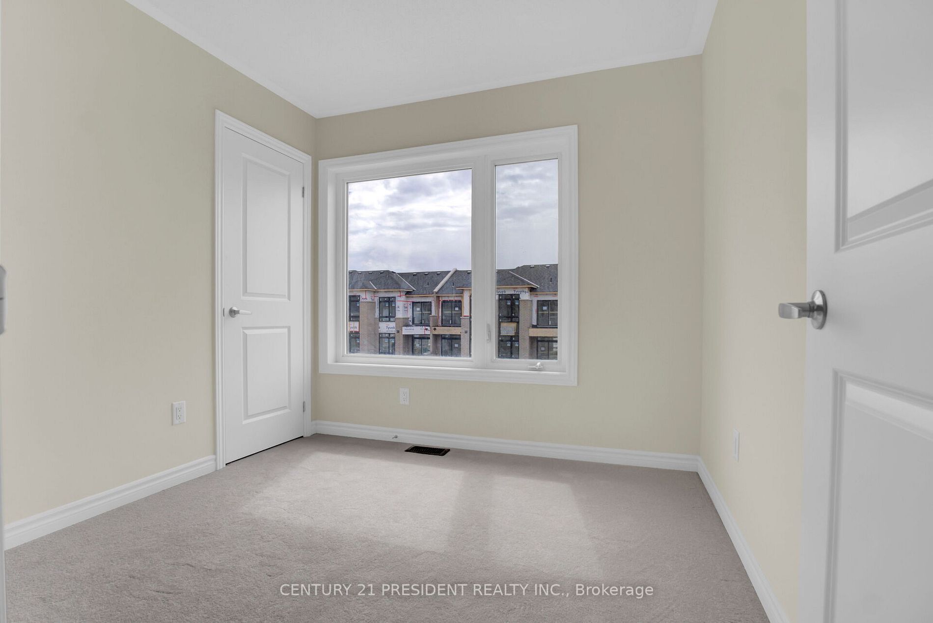 15 Purple Sage Dr