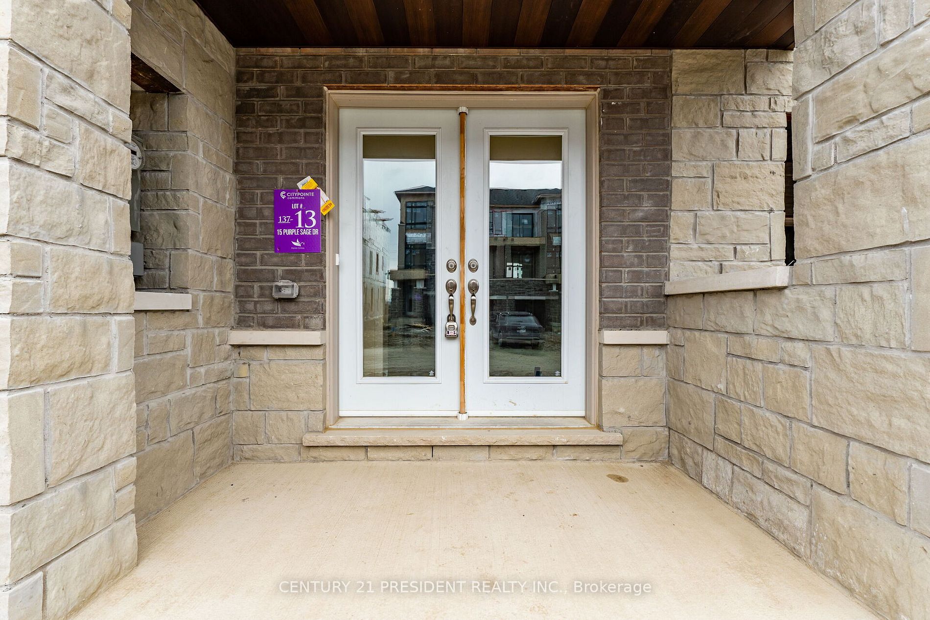 15 Purple Sage Dr