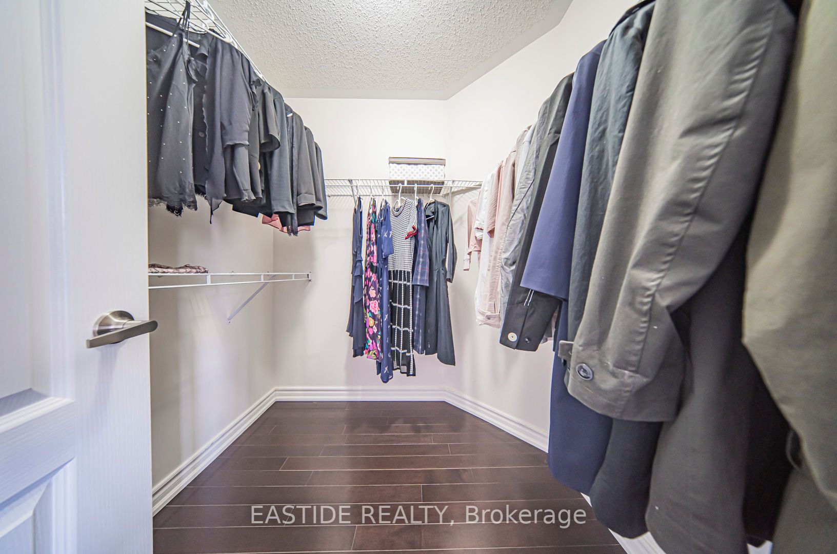 Listing W5962044 - Large Photo # 27