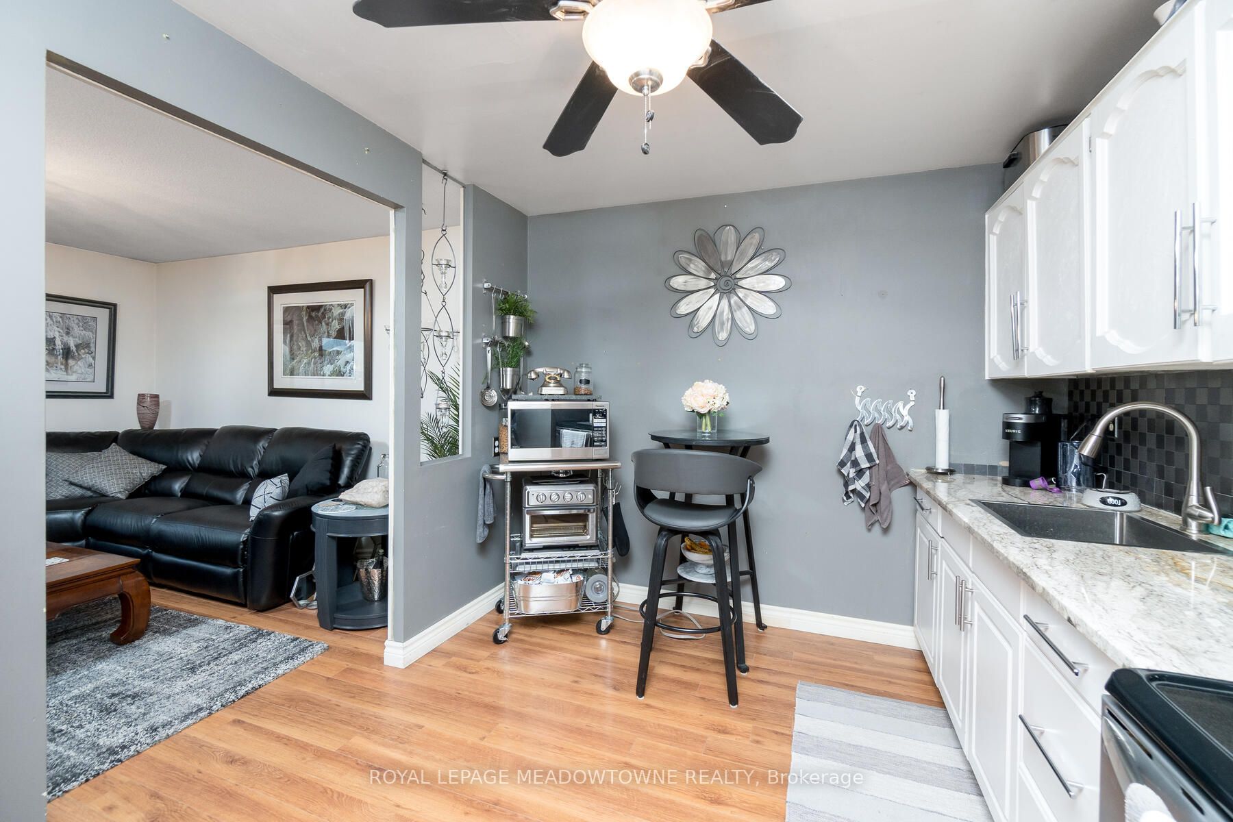 1042 Falgarwood Dr, #101