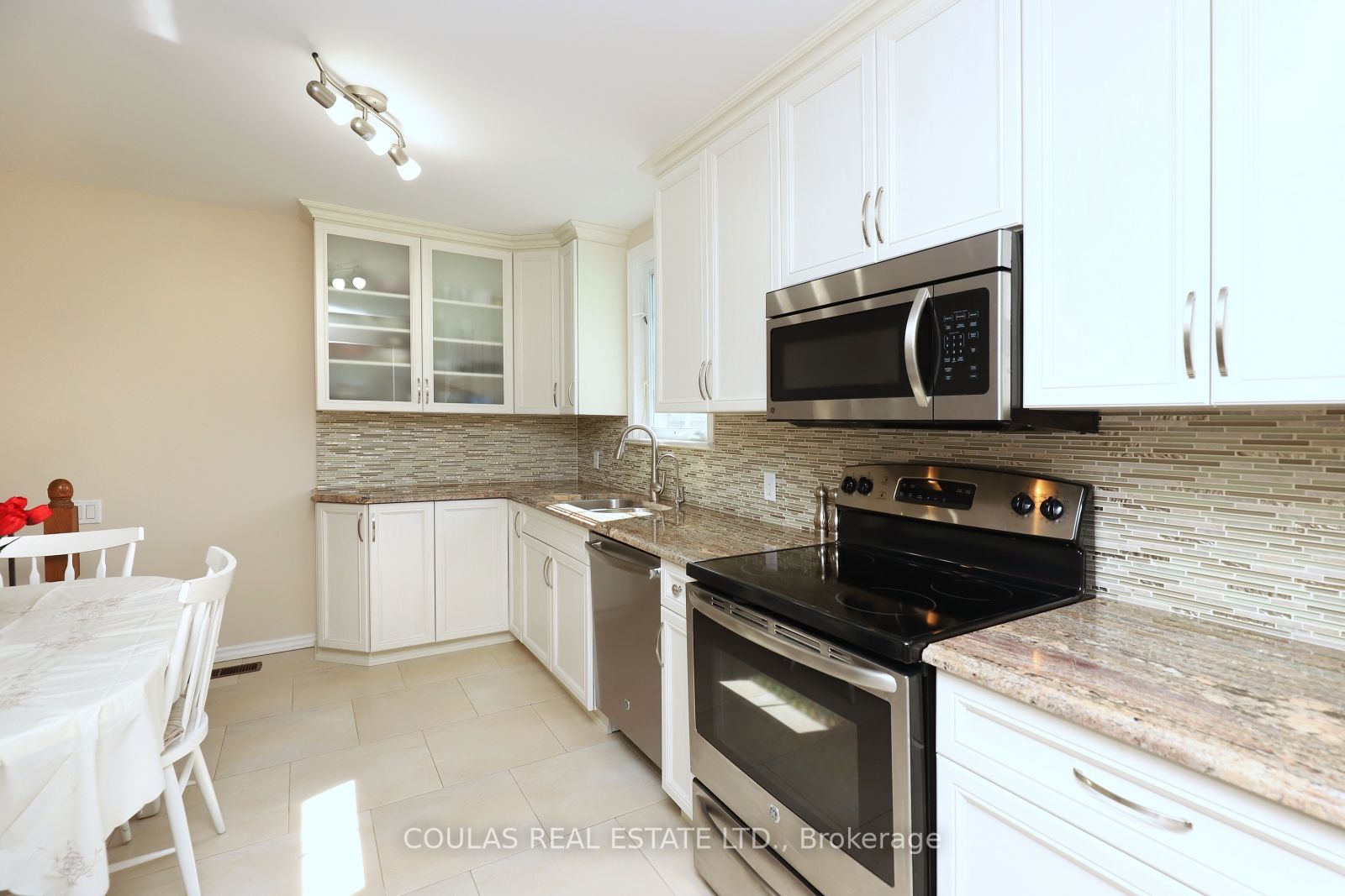 Listing W5962132 - Large Photo # 6