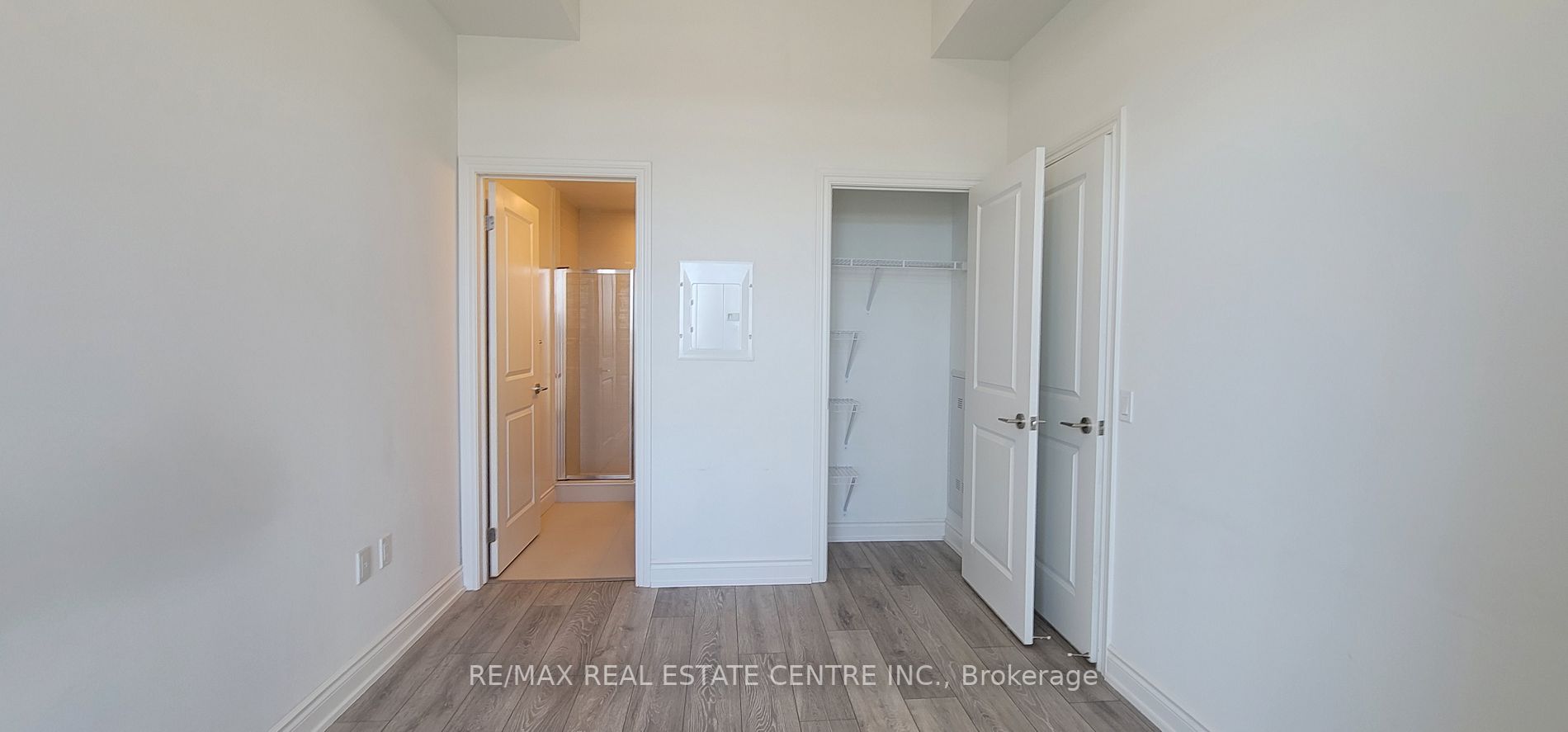 1050 Main St E, #615