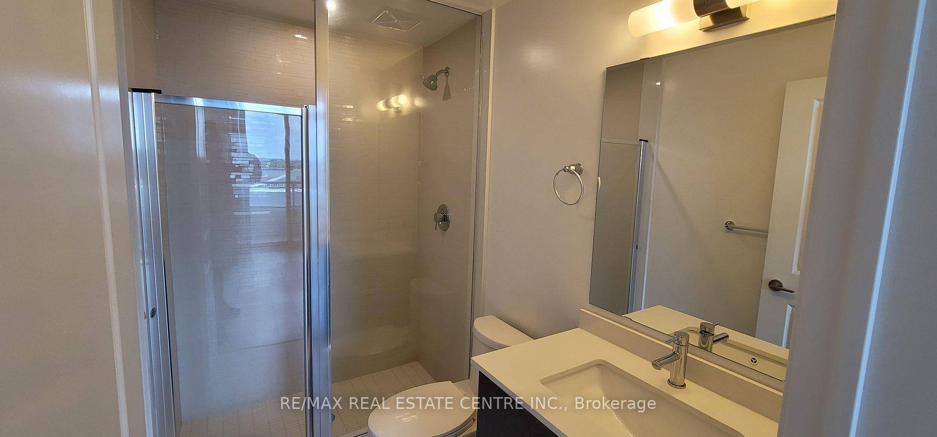 1050 Main St E, #615