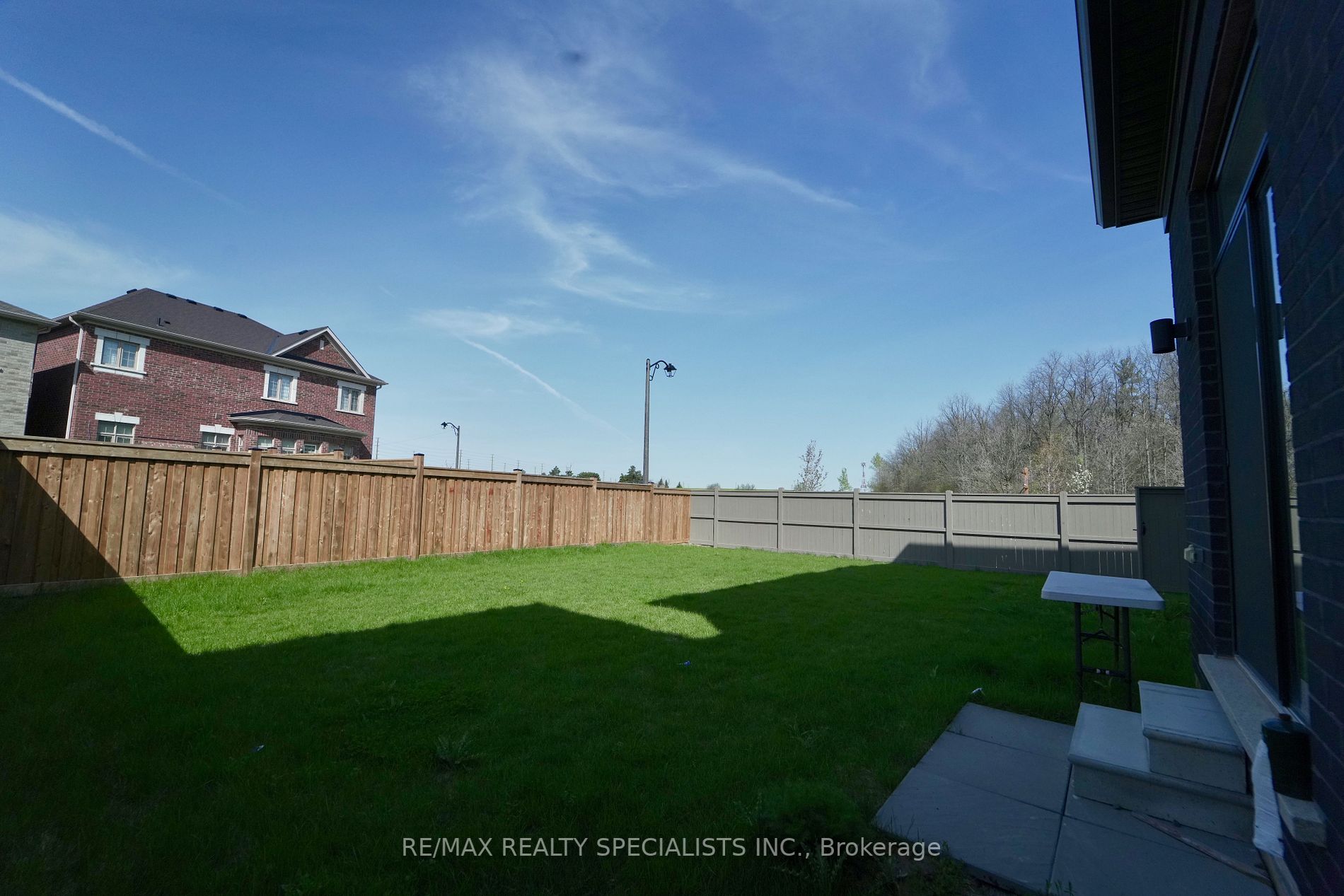 4181 Hillsborough Cres
