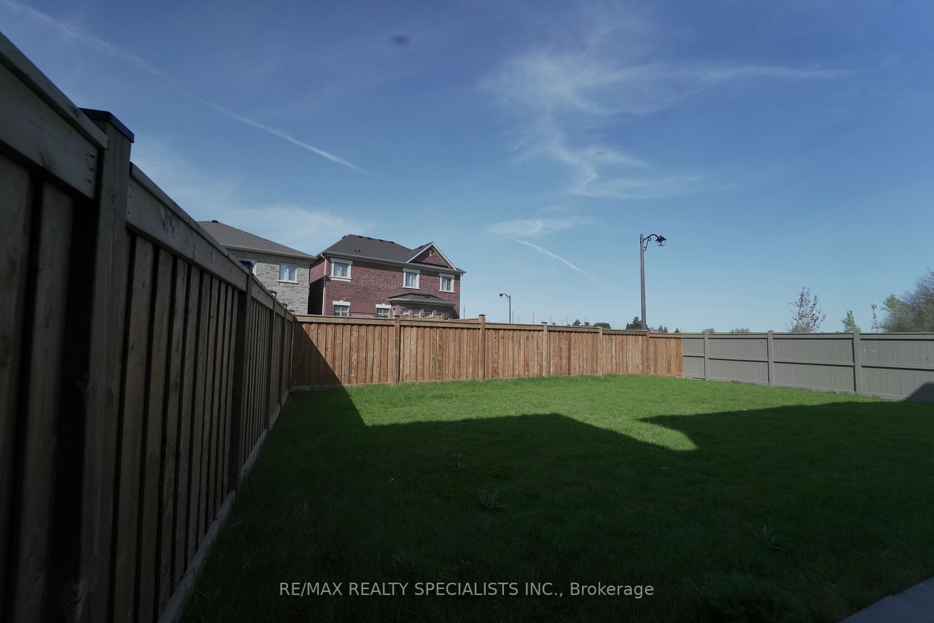 4181 Hillsborough Cres