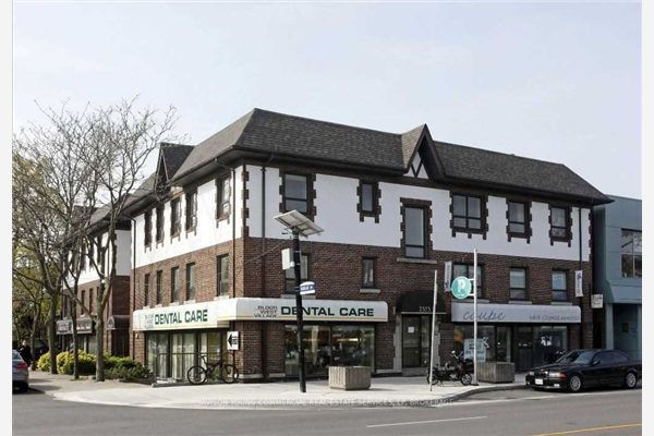 2373 Bloor St W, Toronto