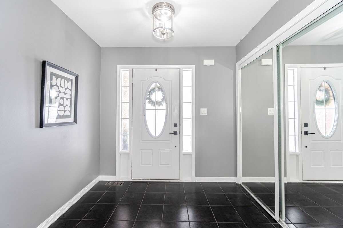 Listing W5962821 - Large Photo # 4