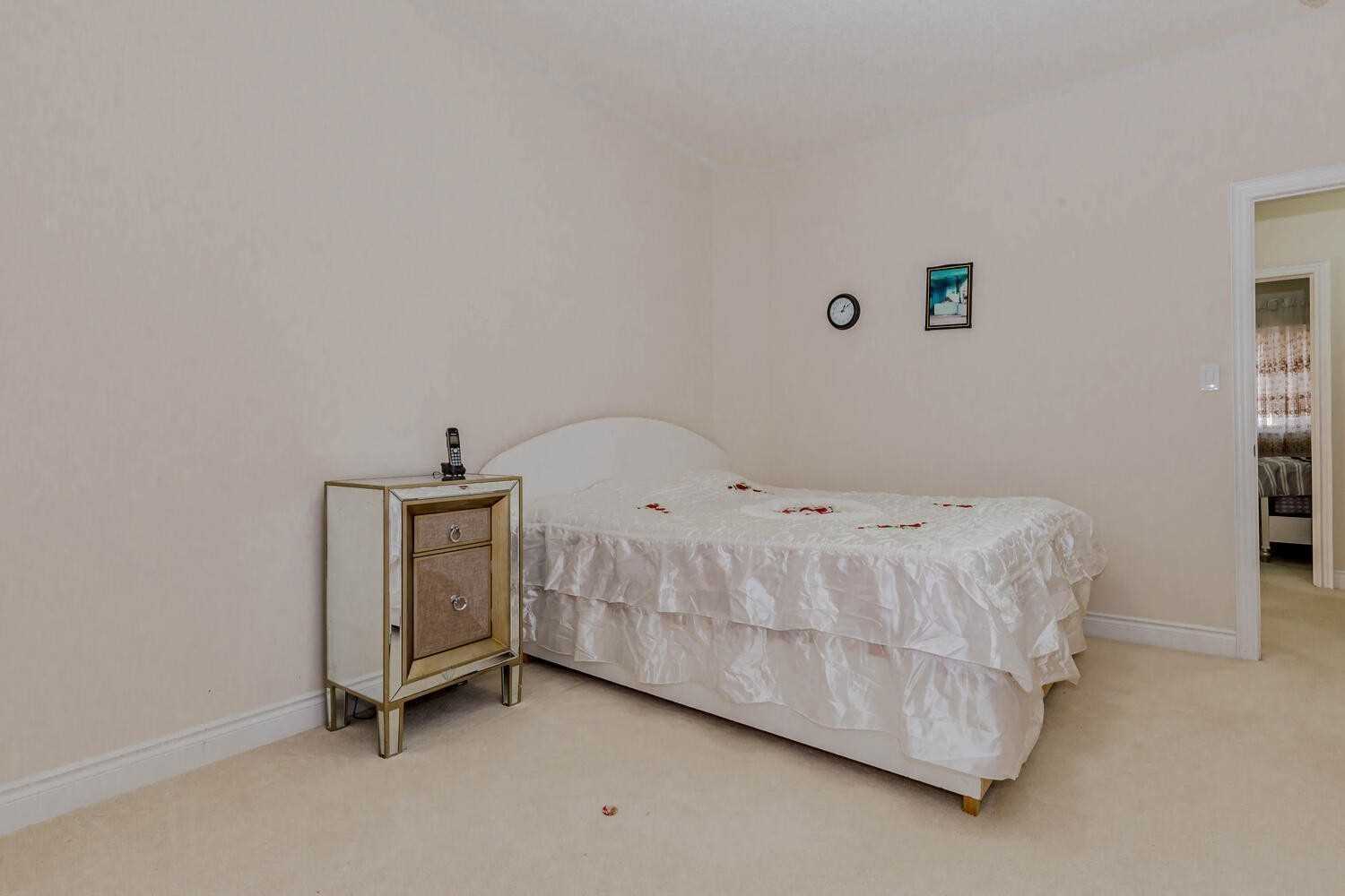 Listing W5962937 - Large Photo # 32