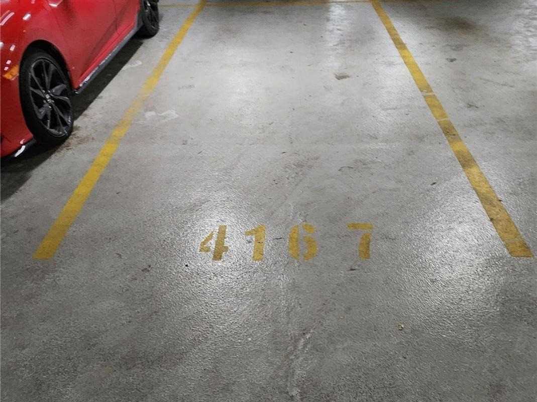 2200 Lake Shore Blvd W, #818