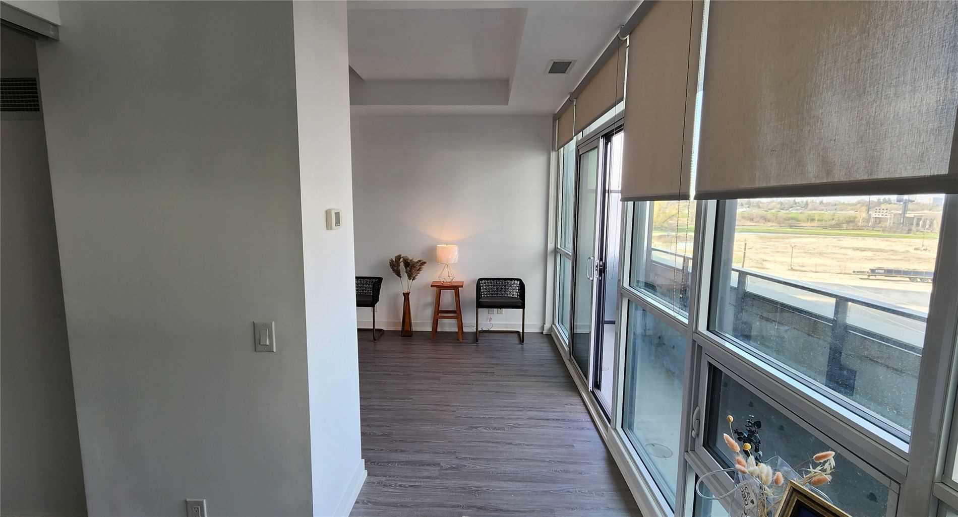 2200 Lake Shore Blvd W, #818