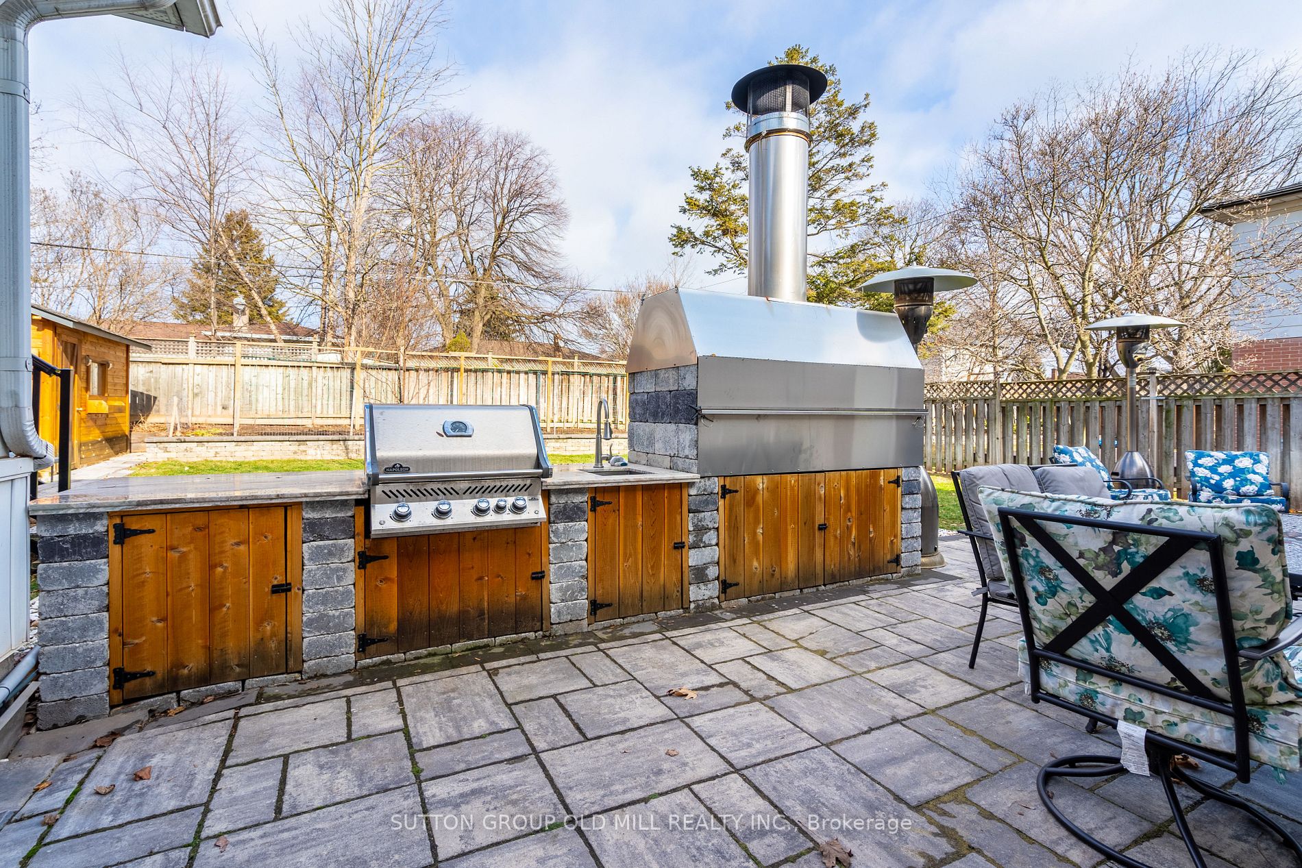 451 Sunset Dr