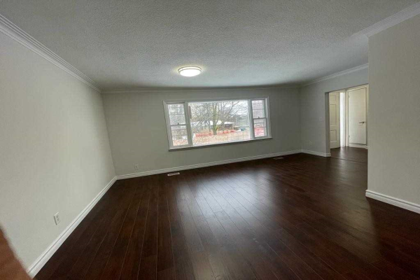 1643 Glenburnie Rd, Mississauga