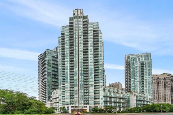 220 Burnhamthorpe Rd W, Mississauga