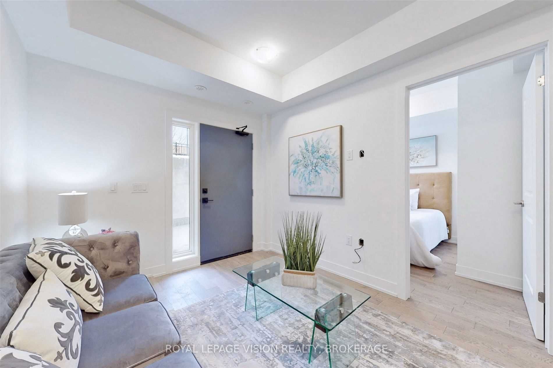Listing W5964313 - Large Photo # 3