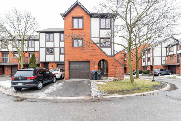 3360 Council Ring Rd, Mississauga