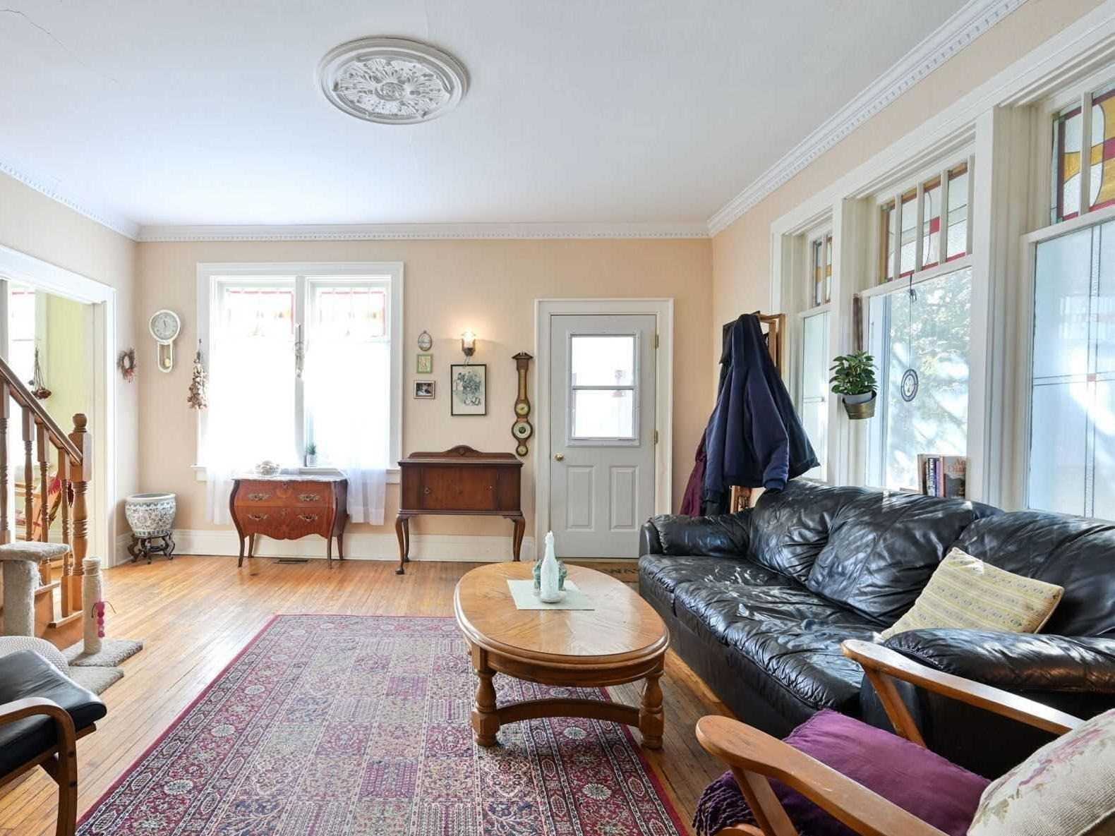 Listing W5964401 - Large Photo # 2