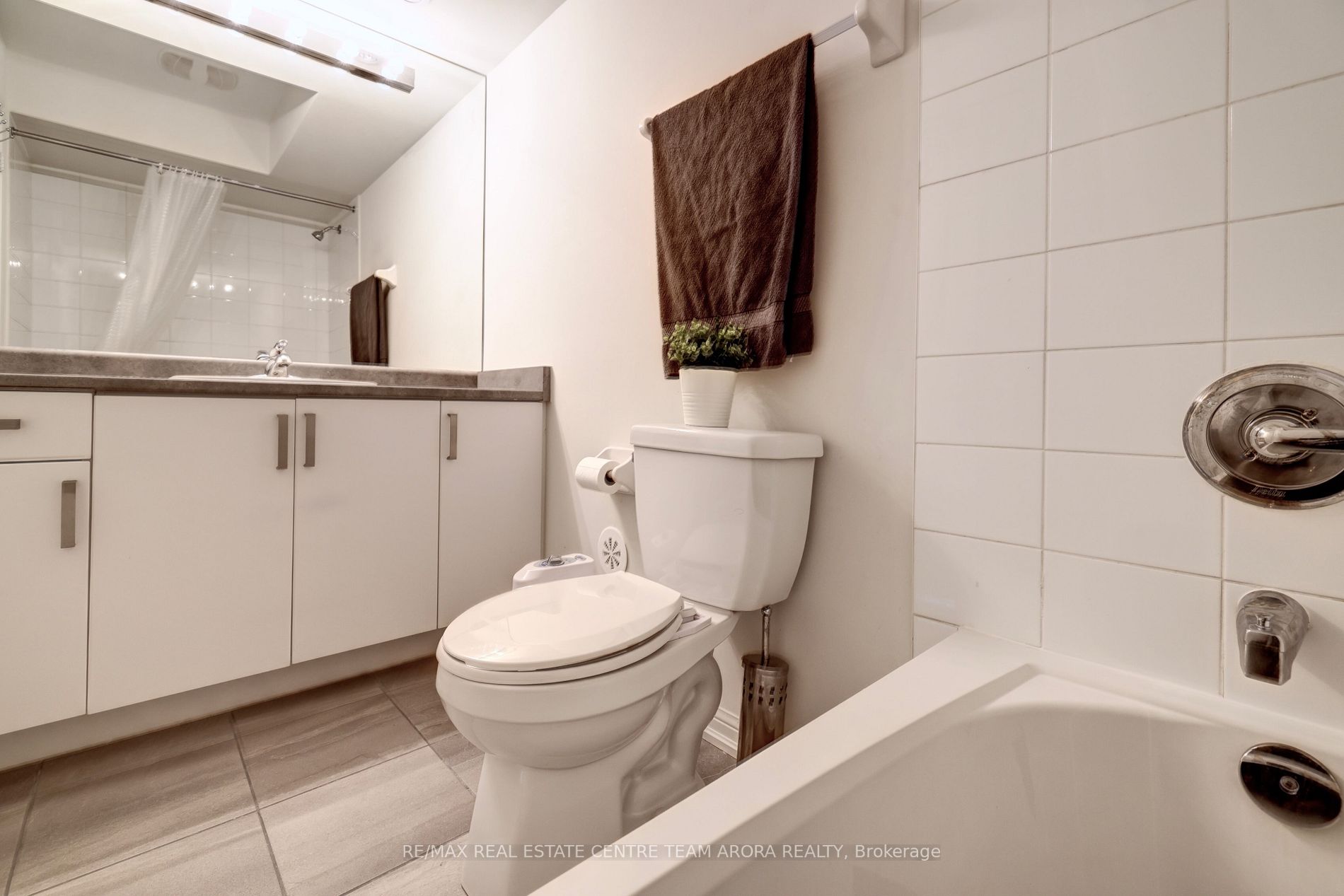 1 Beckenrose Crt, #109