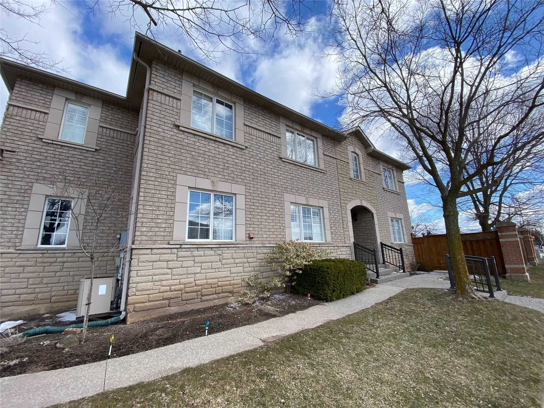 Listing W5964615 - Large Photo # 2