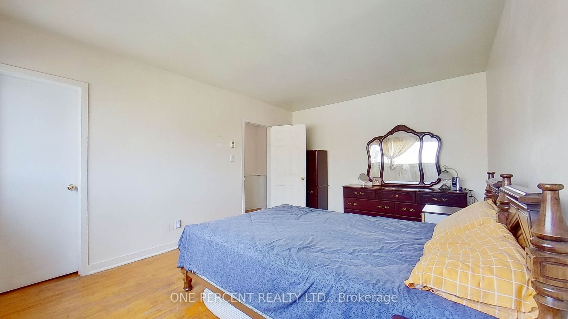 21 London Green Crt, #31