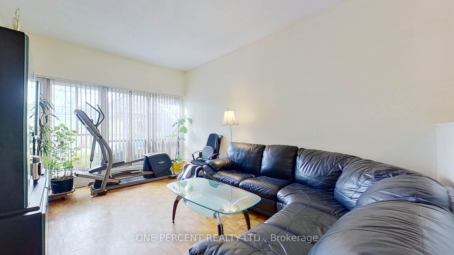 21 London Green Crt, #31