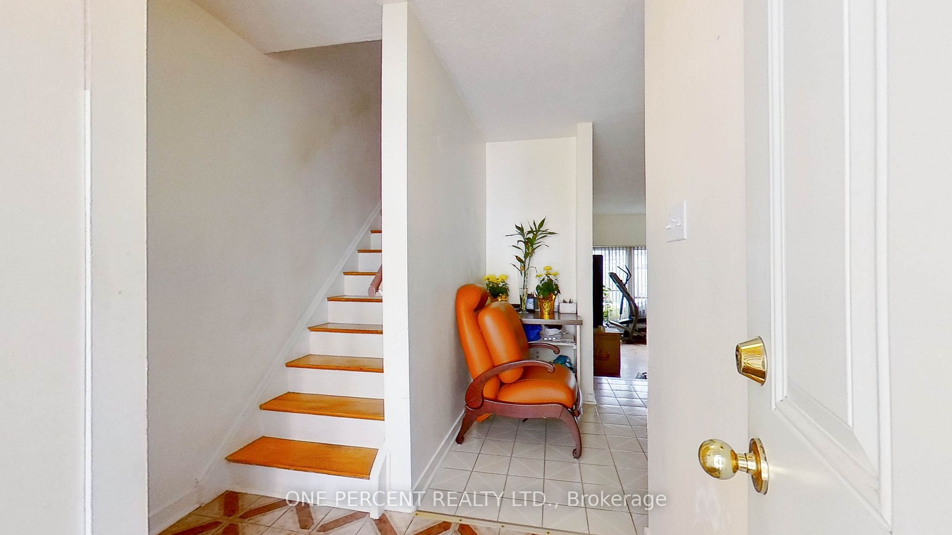 21 London Green Crt, #31