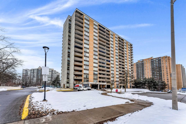 40 Panorama Crt, Toronto