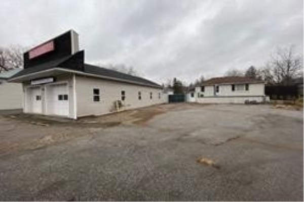 142 King St E, Caledon
