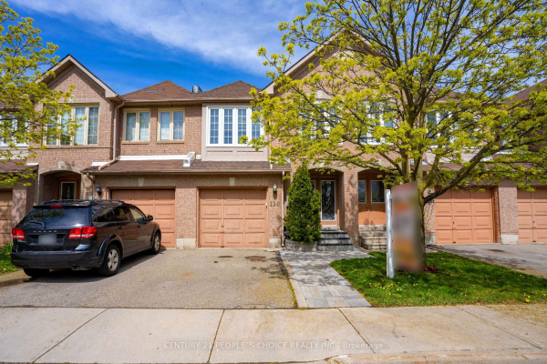 136 Kenwood Dr, Brampton