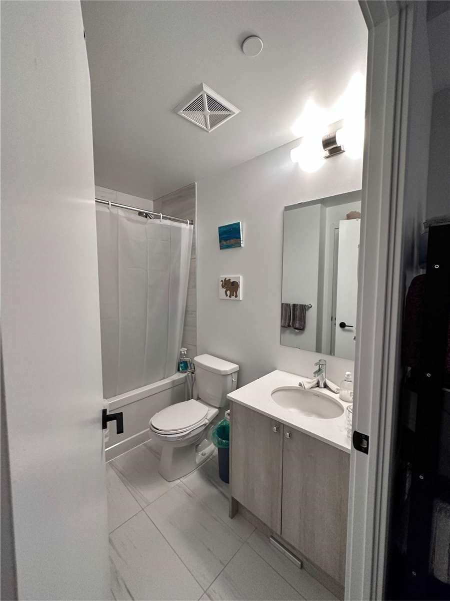50 George Butchart Dr, #525