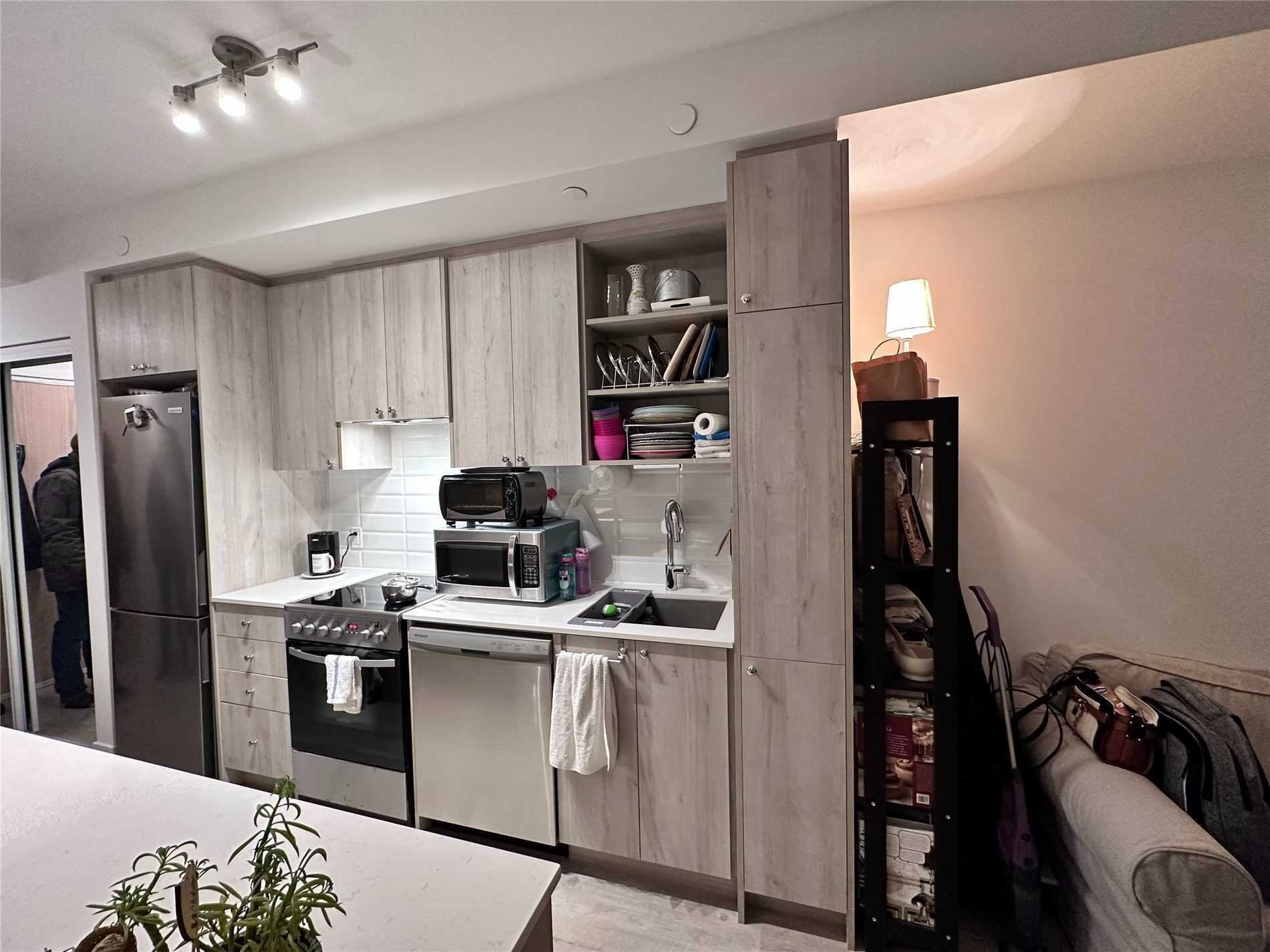 50 George Butchart Dr, #525