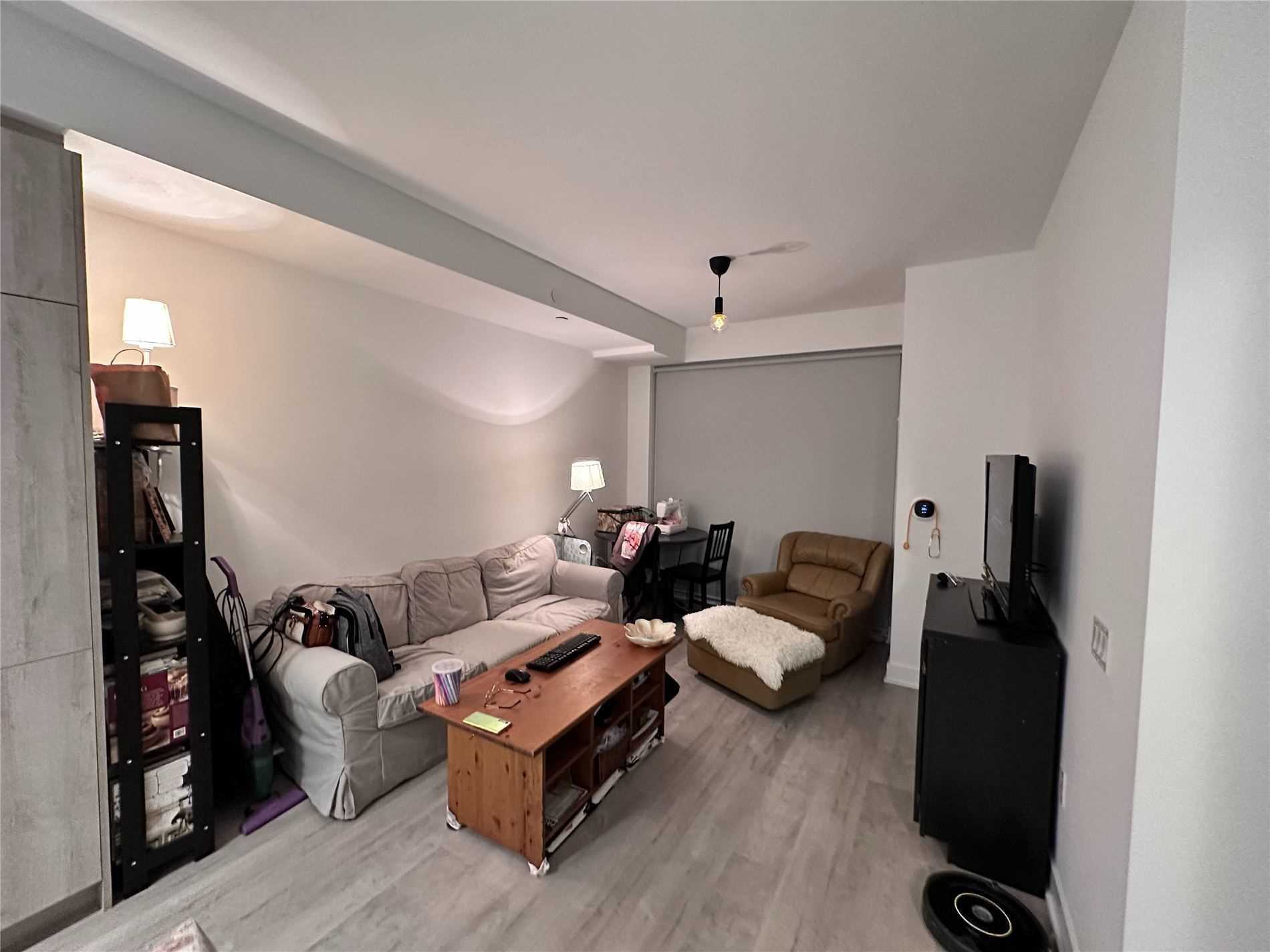50 George Butchart Dr, #525