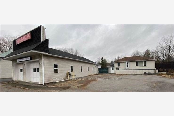 142 King St E, Caledon