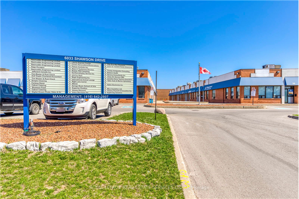 6033 Shawson Dr, Mississauga
