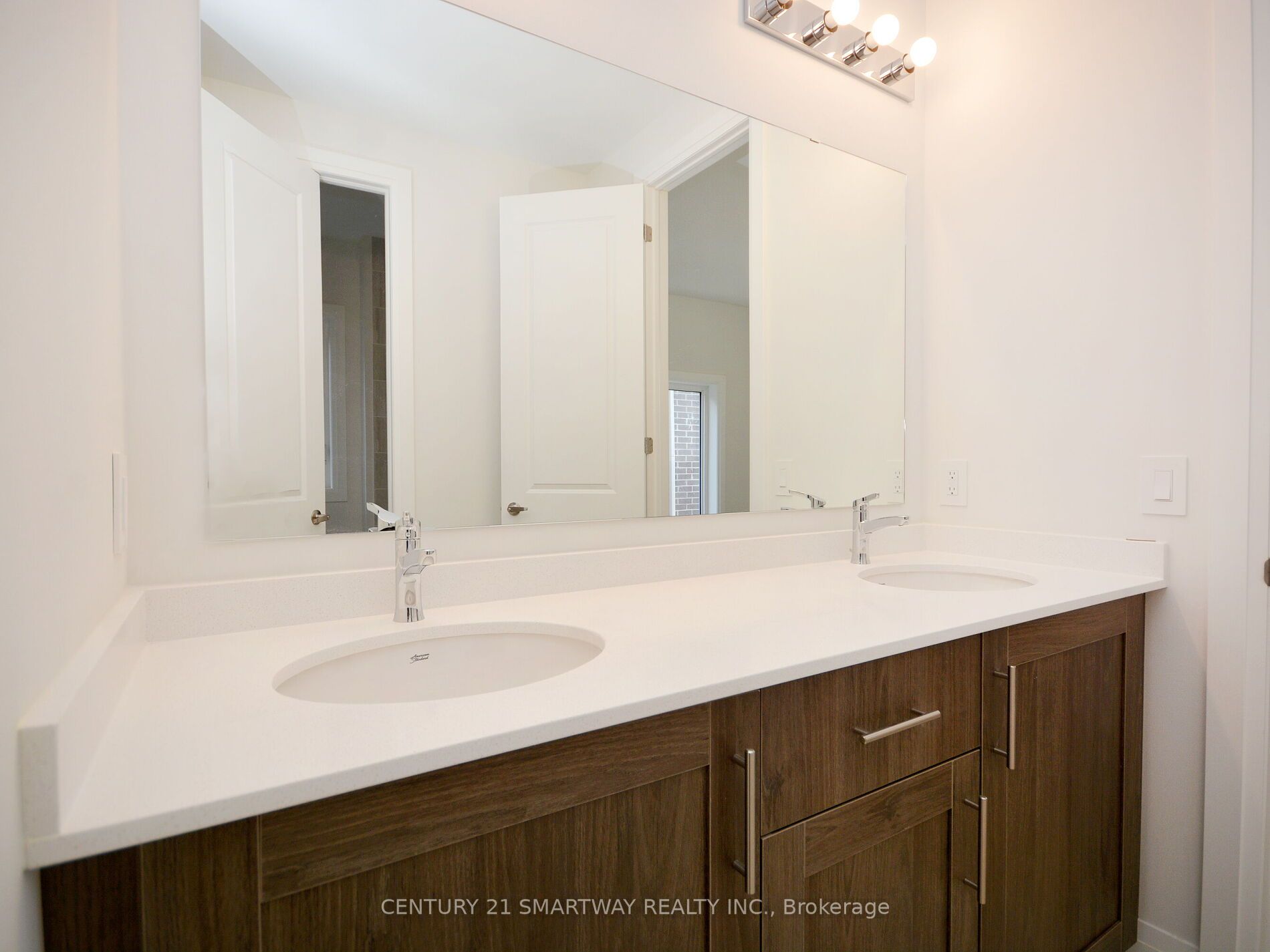 48 Jura Cres
