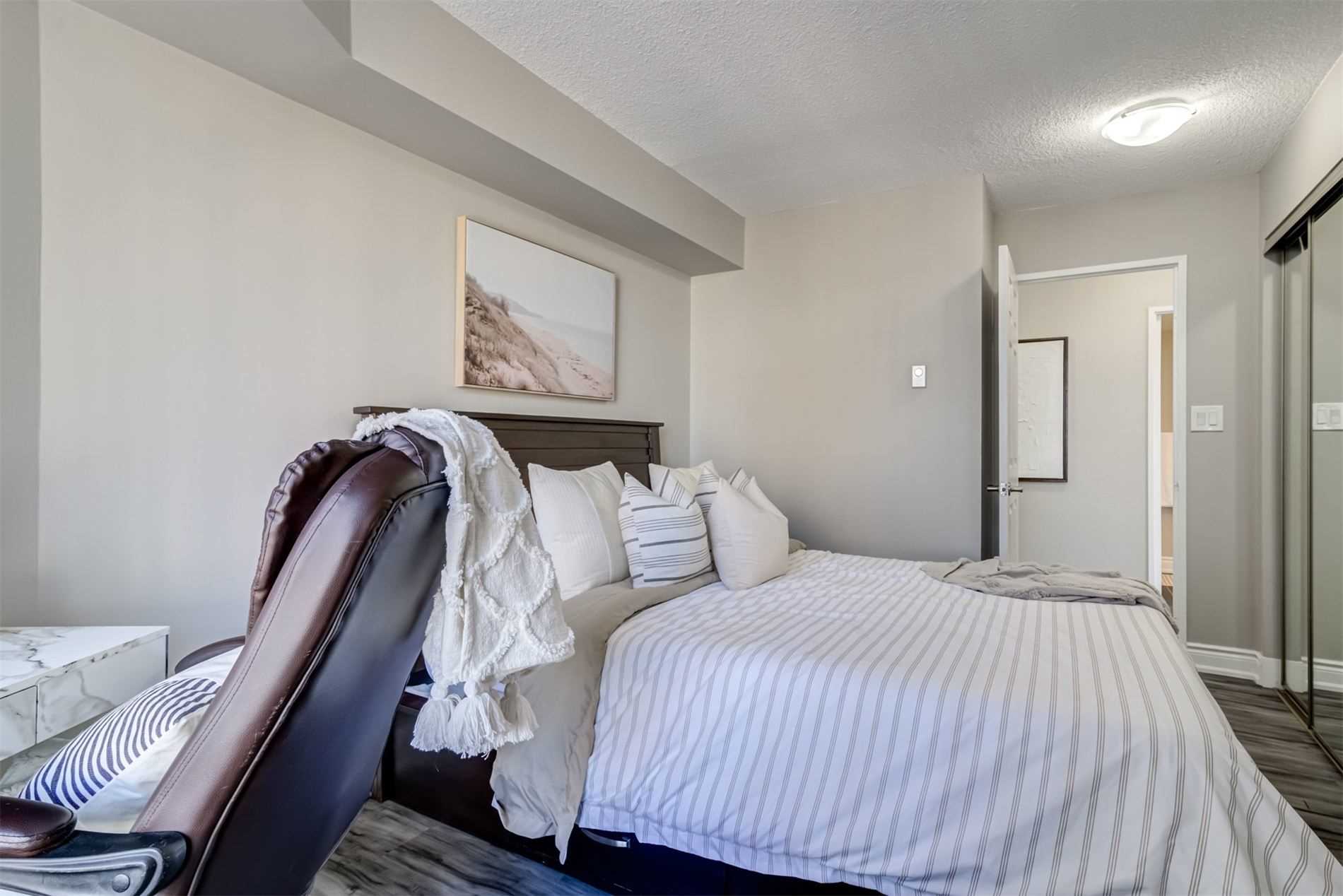 Listing W5966285 - Large Photo # 39