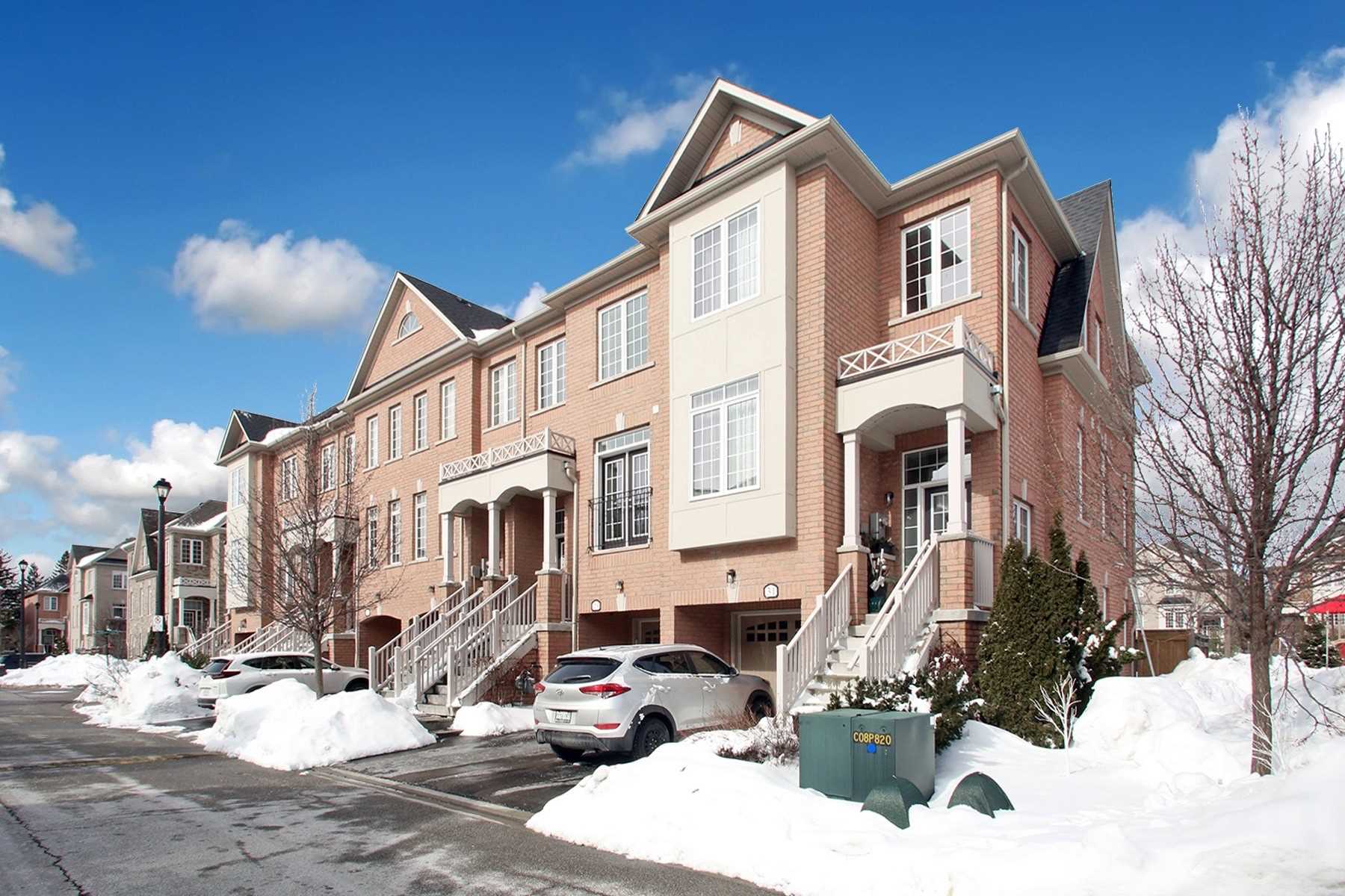 29 Tiffany Lane