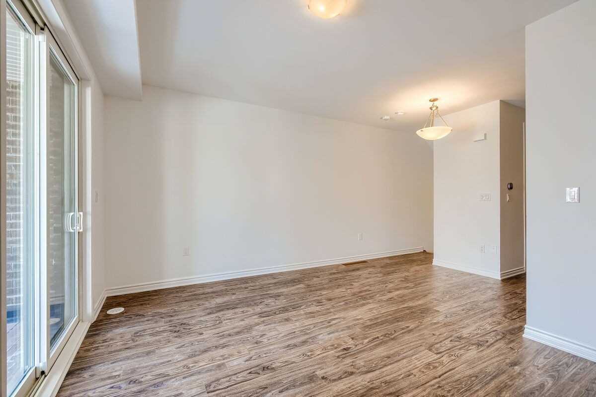 Listing W5966413 - Large Photo # 10