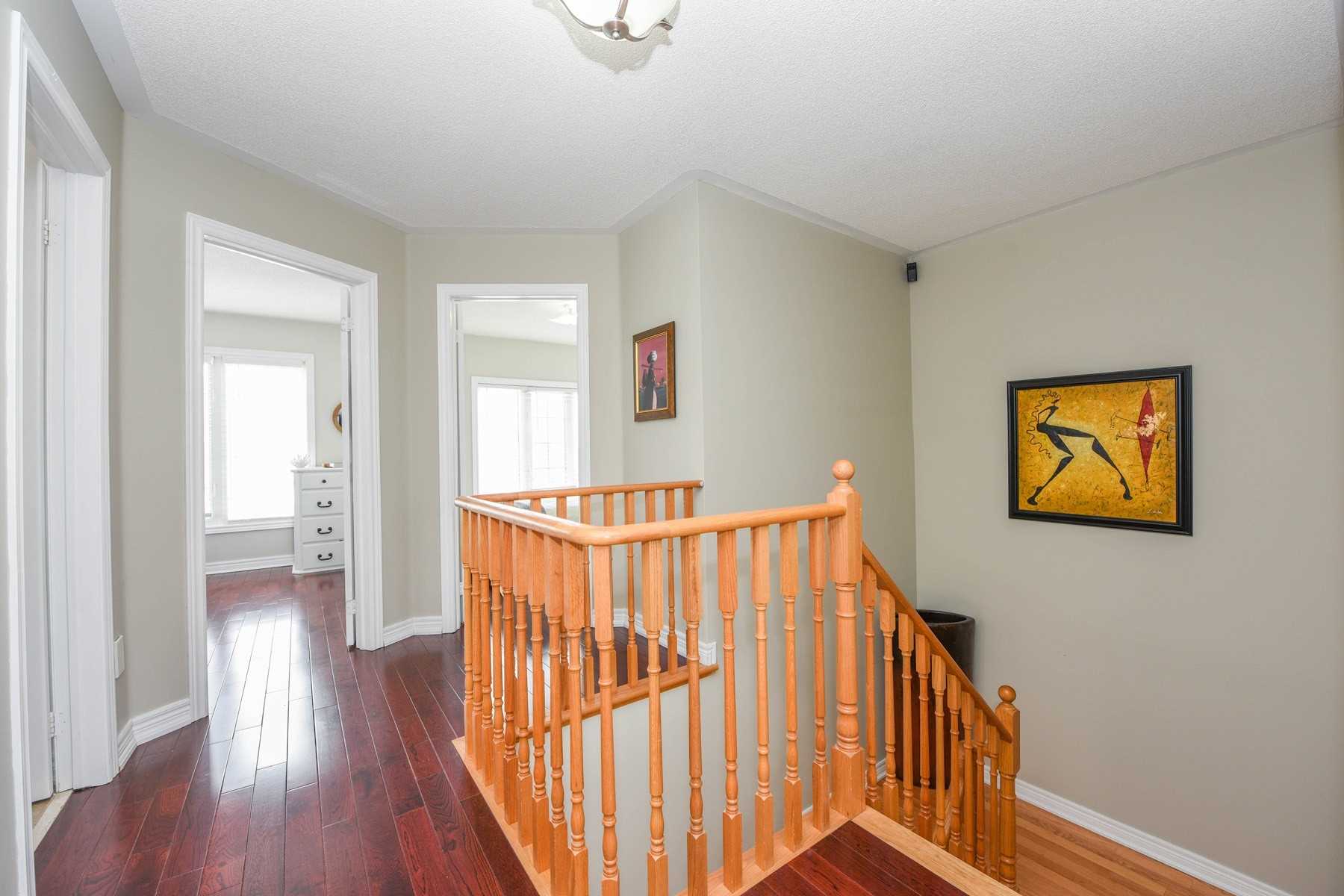 Listing W5966475 - Large Photo # 1