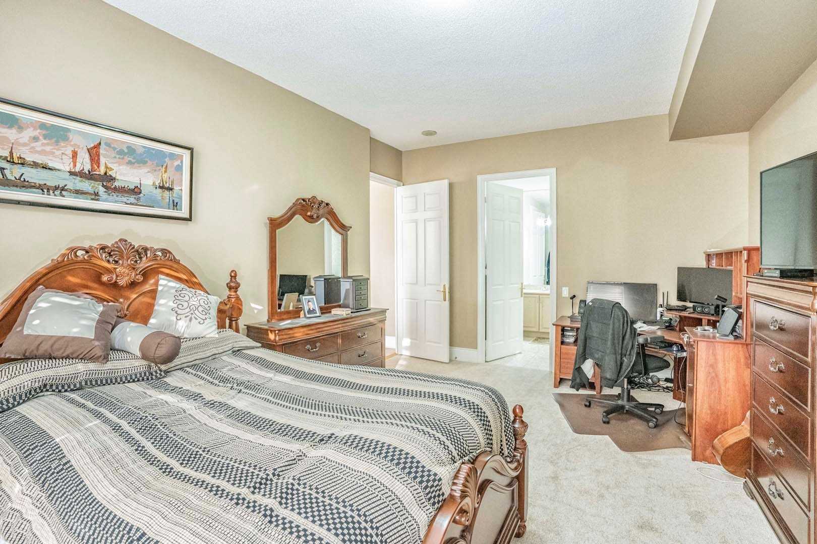 Listing W5966573 - Large Photo # 33
