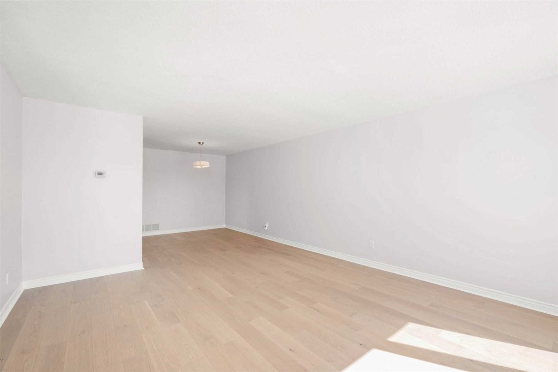 Listing W5966827 - Large Photo # 7