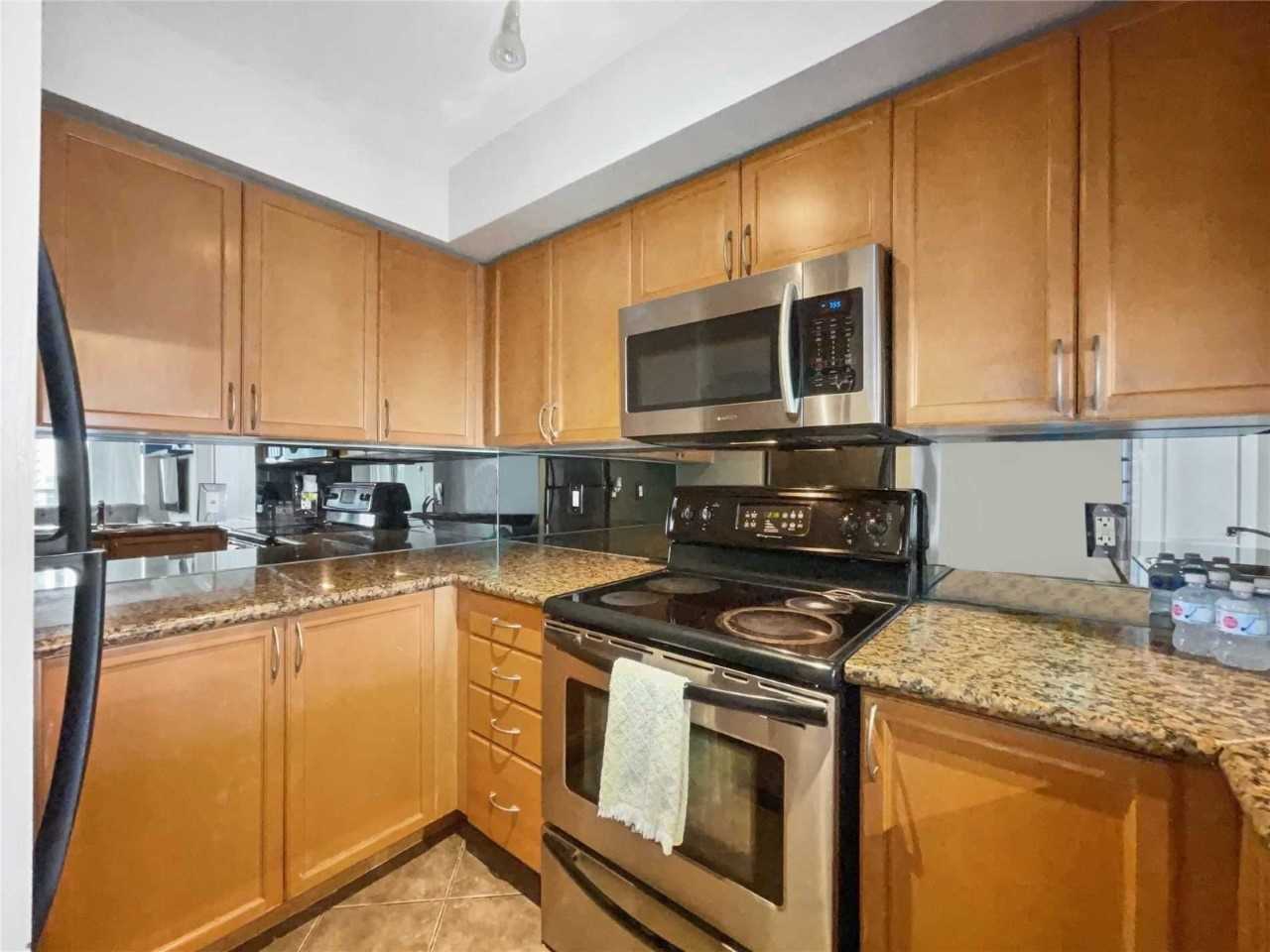 Listing W5966985 - Large Photo # 2