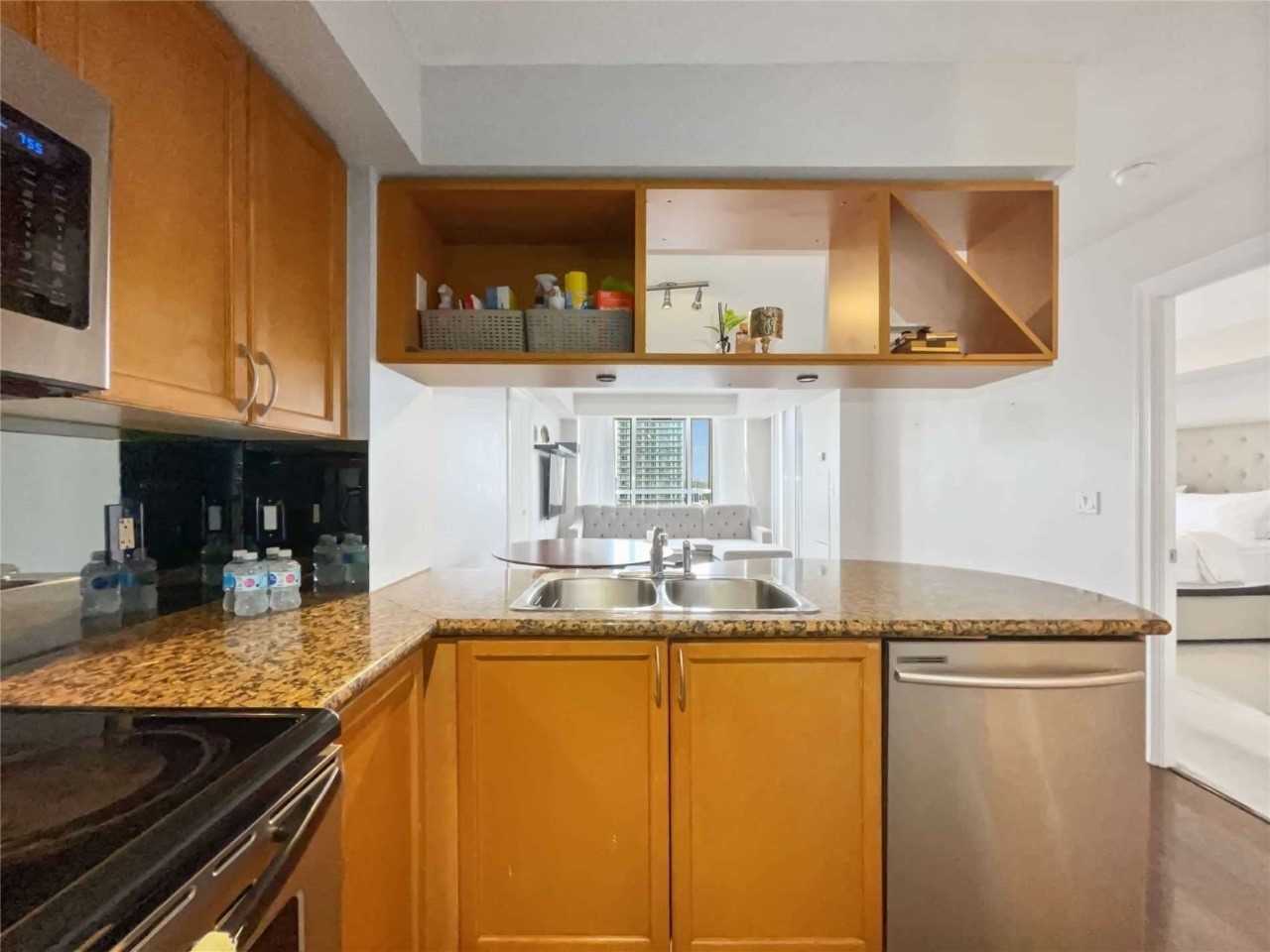 Listing W5966985 - Large Photo # 3