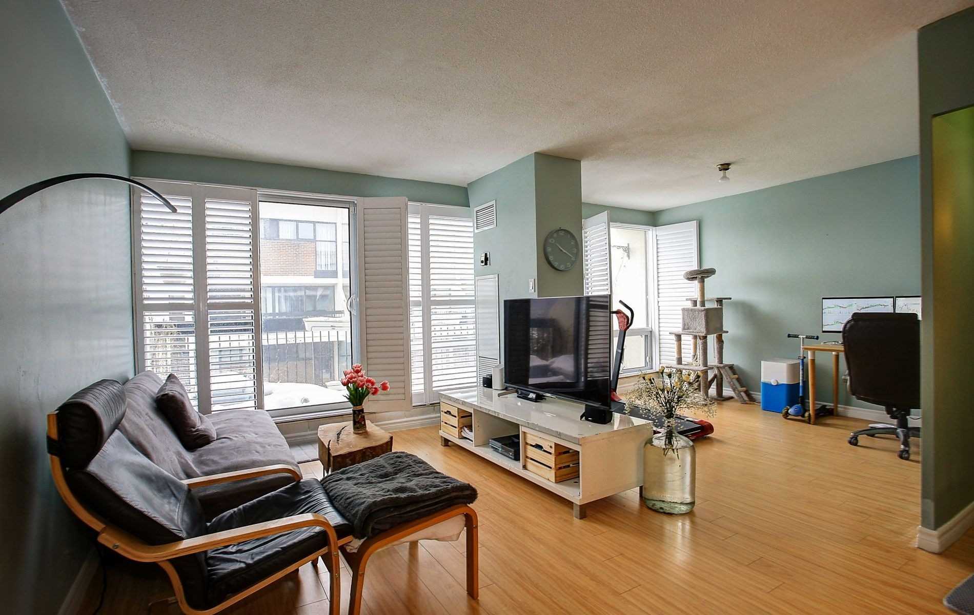 Listing W5967049 - Large Photo # 13