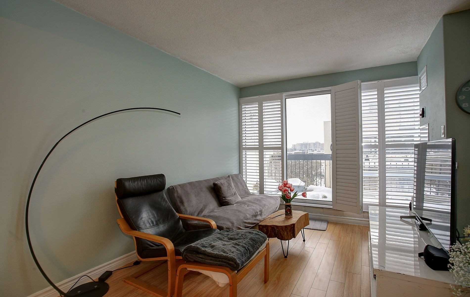 Listing W5967049 - Large Photo # 12